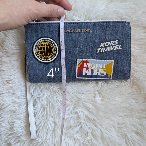 Michael Kors Jet Set Travel Double Zip Wristlet Denim Patches NWT - Picture 6 of 8